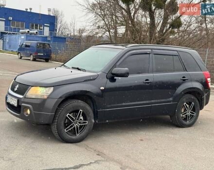 Черный Сузуки Гранд Витара, объемом двигателя 2 л и пробегом 190 тыс. км за 5999 $, фото 5 на Automoto.ua