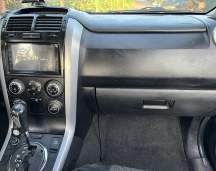 Чорний Сузукі Гранд Вітара, об'ємом двигуна 2.7 л та пробігом 285 тис. км за 7000 $, фото 13 на Automoto.ua