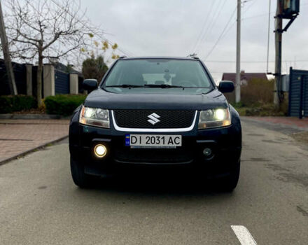 Черный Сузуки Гранд Витара, объемом двигателя 2.7 л и пробегом 255 тыс. км за 5900 $, фото 2 на Automoto.ua