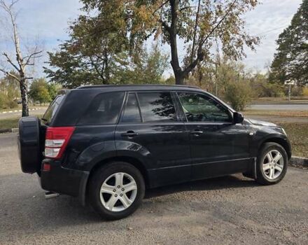 Чорний Сузукі Гранд Вітара, об'ємом двигуна 2 л та пробігом 237 тис. км за 8500 $, фото 5 на Automoto.ua
