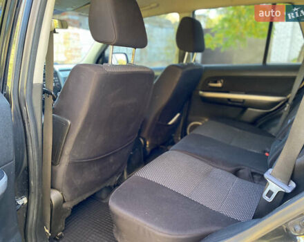 Сузуки Гранд Витара 2007 в Николаеве на Automoto.ua Черный Сузуки Гранд Витара, объемом двигателя 2 л и пробегом 198 тыс. км за 6500 $, фото 6 на Automoto.ua