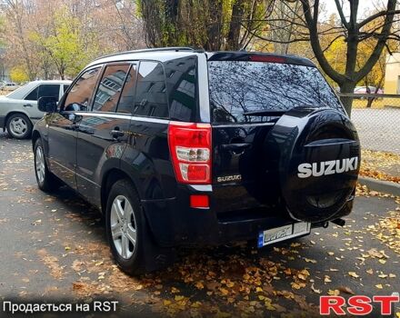 Черный Сузуки Гранд Витара, объемом двигателя 2 л и пробегом 235 тыс. км за 7500 $, фото 1 на Automoto.ua