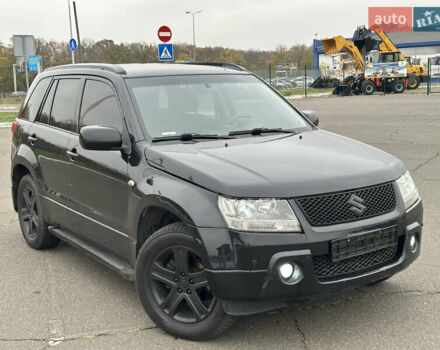 Черный Сузуки Гранд Витара, объемом двигателя 2 л и пробегом 212 тыс. км за 6700 $, фото 3 на Automoto.ua