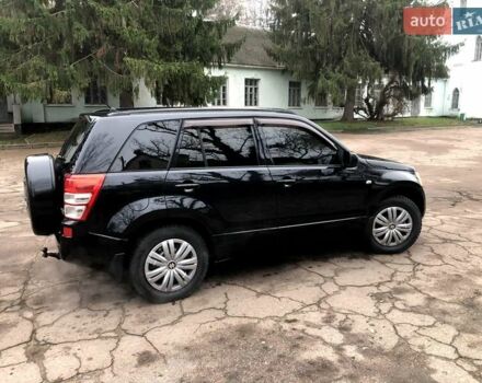 Чорний Сузукі Гранд Вітара, об'ємом двигуна 2 л та пробігом 180 тис. км за 6800 $, фото 3 на Automoto.ua