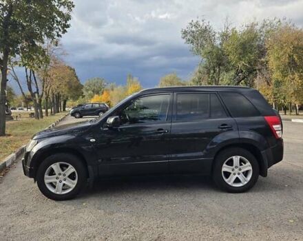 Чорний Сузукі Гранд Вітара, об'ємом двигуна 2 л та пробігом 237 тис. км за 8500 $, фото 14 на Automoto.ua