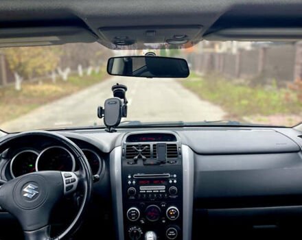 Черный Сузуки Гранд Витара, объемом двигателя 2.7 л и пробегом 255 тыс. км за 5900 $, фото 22 на Automoto.ua