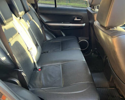 Чорний Сузукі Гранд Вітара, об'ємом двигуна 2 л та пробігом 209 тис. км за 7500 $, фото 27 на Automoto.ua