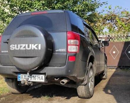 Черный Сузуки Гранд Витара, объемом двигателя 2 л и пробегом 345 тыс. км за 7000 $, фото 5 на Automoto.ua