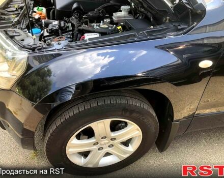 Черный Сузуки Гранд Витара, объемом двигателя 2 л и пробегом 265 тыс. км за 8500 $, фото 2 на Automoto.ua