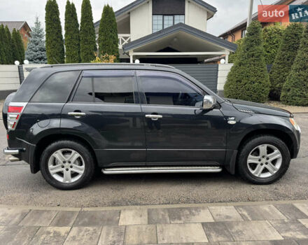 Черный Сузуки Гранд Витара, объемом двигателя 2.74 л и пробегом 310 тыс. км за 7500 $, фото 4 на Automoto.ua