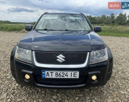 Чорний Сузукі Гранд Вітара, об'ємом двигуна 2 л та пробігом 259 тис. км за 6200 $, фото 4 на Automoto.ua