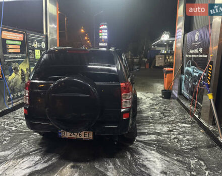 Черный Сузуки Гранд Витара, объемом двигателя 2 л и пробегом 177 тыс. км за 6600 $, фото 3 на Automoto.ua