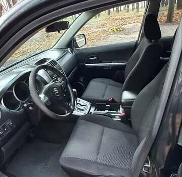 Черный Сузуки Гранд Витара, объемом двигателя 2 л и пробегом 218 тыс. км за 7800 $, фото 10 на Automoto.ua