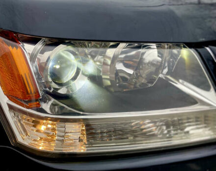 Черный Сузуки Гранд Витара, объемом двигателя 2.7 л и пробегом 255 тыс. км за 5900 $, фото 3 на Automoto.ua