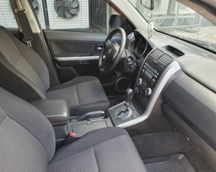 Черный Сузуки Гранд Витара, объемом двигателя 0 л и пробегом 252 тыс. км за 6950 $, фото 4 на Automoto.ua