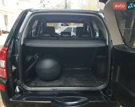 Черный Сузуки Гранд Витара, объемом двигателя 2 л и пробегом 235 тыс. км за 7300 $, фото 7 на Automoto.ua
