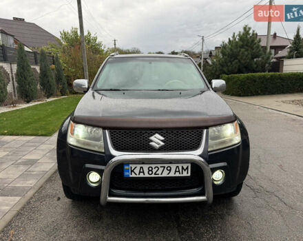 Черный Сузуки Гранд Витара, объемом двигателя 2.74 л и пробегом 310 тыс. км за 7500 $, фото 2 на Automoto.ua