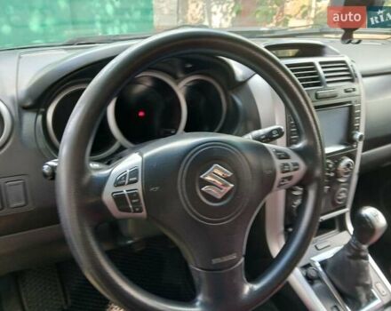 Сузуки Гранд Витара 2007 в Днепре (Днепропетровске) на Automoto.ua Черный Сузуки Гранд Витара, объемом двигателя 2 л и пробегом 244 тыс. км за 7900 $, фото 3 на Automoto.ua