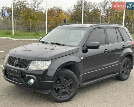 Черный Сузуки Гранд Витара, объемом двигателя 2 л и пробегом 212 тыс. км за 6700 $, фото 2 на Automoto.ua