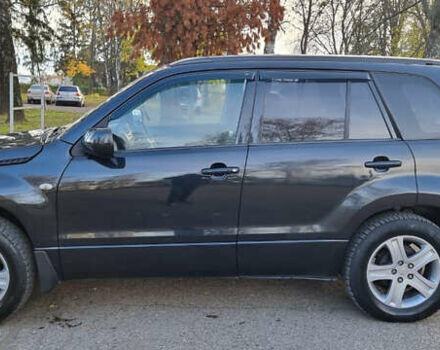 Чорний Сузукі Гранд Вітара, об'ємом двигуна 2 л та пробігом 245 тис. км за 5500 $, фото 3 на Automoto.ua