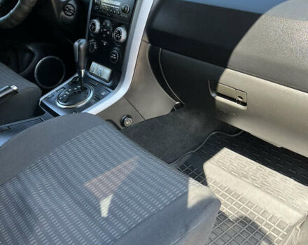 Чорний Сузукі Гранд Вітара, об'ємом двигуна 2 л та пробігом 260 тис. км за 7900 $, фото 14 на Automoto.ua