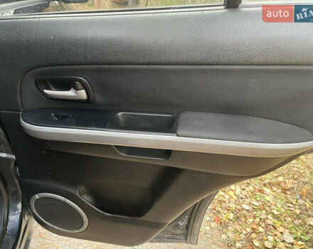 Черный Сузуки Гранд Витара, объемом двигателя 2 л и пробегом 290 тыс. км за 6200 $, фото 13 на Automoto.ua