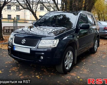 Черный Сузуки Гранд Витара, объемом двигателя 2 л и пробегом 235 тыс. км за 7500 $, фото 2 на Automoto.ua