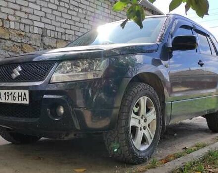 Черный Сузуки Гранд Витара, объемом двигателя 2 л и пробегом 345 тыс. км за 7000 $, фото 4 на Automoto.ua