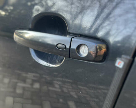 Чорний Сузукі Гранд Вітара, об'ємом двигуна 2 л та пробігом 209 тис. км за 7500 $, фото 15 на Automoto.ua