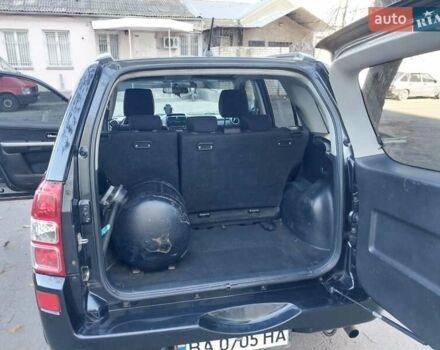 Чорний Сузукі Гранд Вітара, об'ємом двигуна 2 л та пробігом 216 тис. км за 6500 $, фото 22 на Automoto.ua