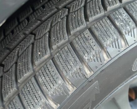 Черный Сузуки Гранд Витара, объемом двигателя 2 л и пробегом 212 тыс. км за 6800 $, фото 4 на Automoto.ua