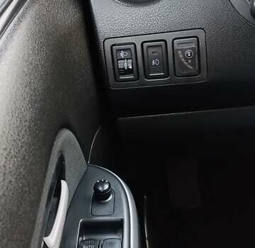 Черный Сузуки Гранд Витара, объемом двигателя 2 л и пробегом 218 тыс. км за 7800 $, фото 21 на Automoto.ua