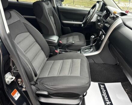 Чорний Сузукі Гранд Вітара, об'ємом двигуна 2 л та пробігом 238 тис. км за 8790 $, фото 16 на Automoto.ua