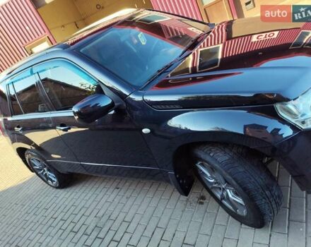 Черный Сузуки Гранд Витара, объемом двигателя 2 л и пробегом 173 тыс. км за 6500 $, фото 3 на Automoto.ua