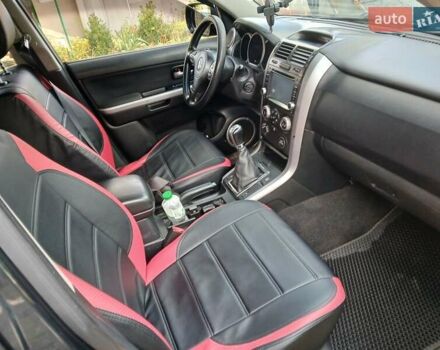 Сузуки Гранд Витара 2007 в Днепре (Днепропетровске) на Automoto.ua Черный Сузуки Гранд Витара, объемом двигателя 2 л и пробегом 244 тыс. км за 7900 $, фото 4 на Automoto.ua