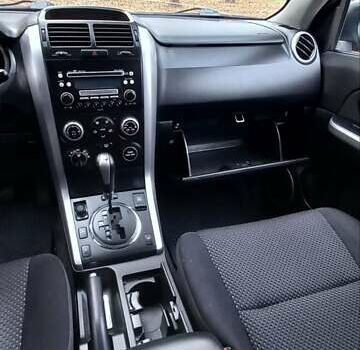 Черный Сузуки Гранд Витара, объемом двигателя 2 л и пробегом 218 тыс. км за 7800 $, фото 13 на Automoto.ua