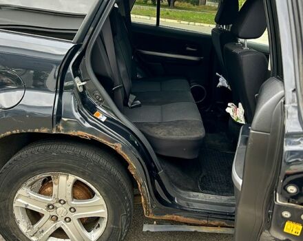 Черный Сузуки Гранд Витара, объемом двигателя 2 л и пробегом 170 тыс. км за 6900 $, фото 5 на Automoto.ua