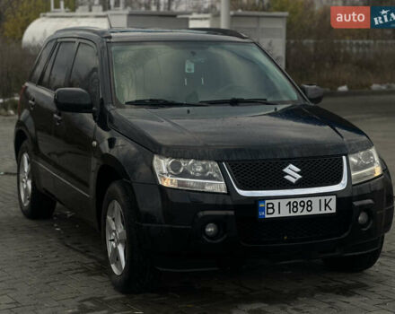 Черный Сузуки Гранд Витара, объемом двигателя 2 л и пробегом 235 тыс. км за 10500 $, фото 7 на Automoto.ua