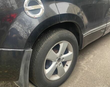 Черный Сузуки Гранд Витара, объемом двигателя 2.4 л и пробегом 152 тыс. км за 7200 $, фото 4 на Automoto.ua