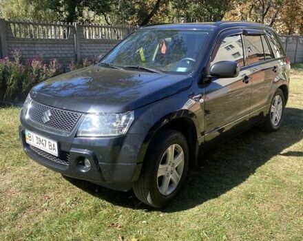 Черный Сузуки Гранд Витара, объемом двигателя 2 л и пробегом 131 тыс. км за 10500 $, фото 2 на Automoto.ua