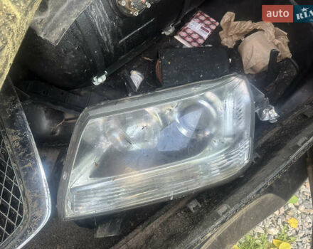 Черный Сузуки Гранд Витара, объемом двигателя 2 л и пробегом 240 тыс. км за 2900 $, фото 15 на Automoto.ua