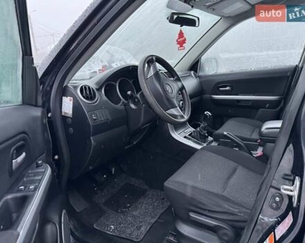 Чорний Сузукі Гранд Вітара, об'ємом двигуна 1.9 л та пробігом 281 тис. км за 4550 $, фото 9 на Automoto.ua