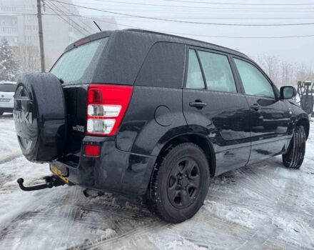 Чорний Сузукі Гранд Вітара, об'ємом двигуна 1.9 л та пробігом 281 тис. км за 4500 $, фото 2 на Automoto.ua