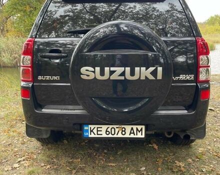 Чорний Сузукі Гранд Вітара, об'ємом двигуна 2.39 л та пробігом 176 тис. км за 8600 $, фото 4 на Automoto.ua