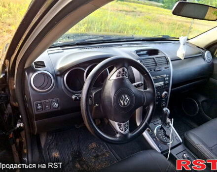 Черный Сузуки Гранд Витара, объемом двигателя 2 л и пробегом 156 тыс. км за 7800 $, фото 6 на Automoto.ua