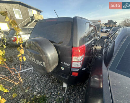 Черный Сузуки Гранд Витара, объемом двигателя 2 л и пробегом 240 тыс. км за 2900 $, фото 4 на Automoto.ua