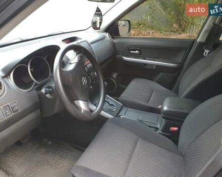Чорний Сузукі Гранд Вітара, об'ємом двигуна 2 л та пробігом 217 тис. км за 7500 $, фото 5 на Automoto.ua