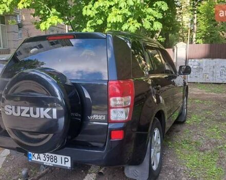 Чорний Сузукі Гранд Вітара, об'ємом двигуна 2 л та пробігом 130 тис. км за 8200 $, фото 4 на Automoto.ua