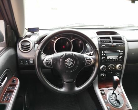 Черный Сузуки Гранд Витара, объемом двигателя 2 л и пробегом 210 тыс. км за 7900 $, фото 17 на Automoto.ua