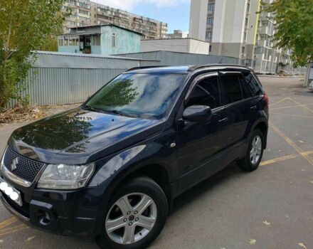 Чорний Сузукі Гранд Вітара, об'ємом двигуна 2 л та пробігом 217 тис. км за 7500 $, фото 1 на Automoto.ua